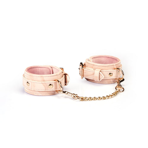 CANDY HANDCUFFS