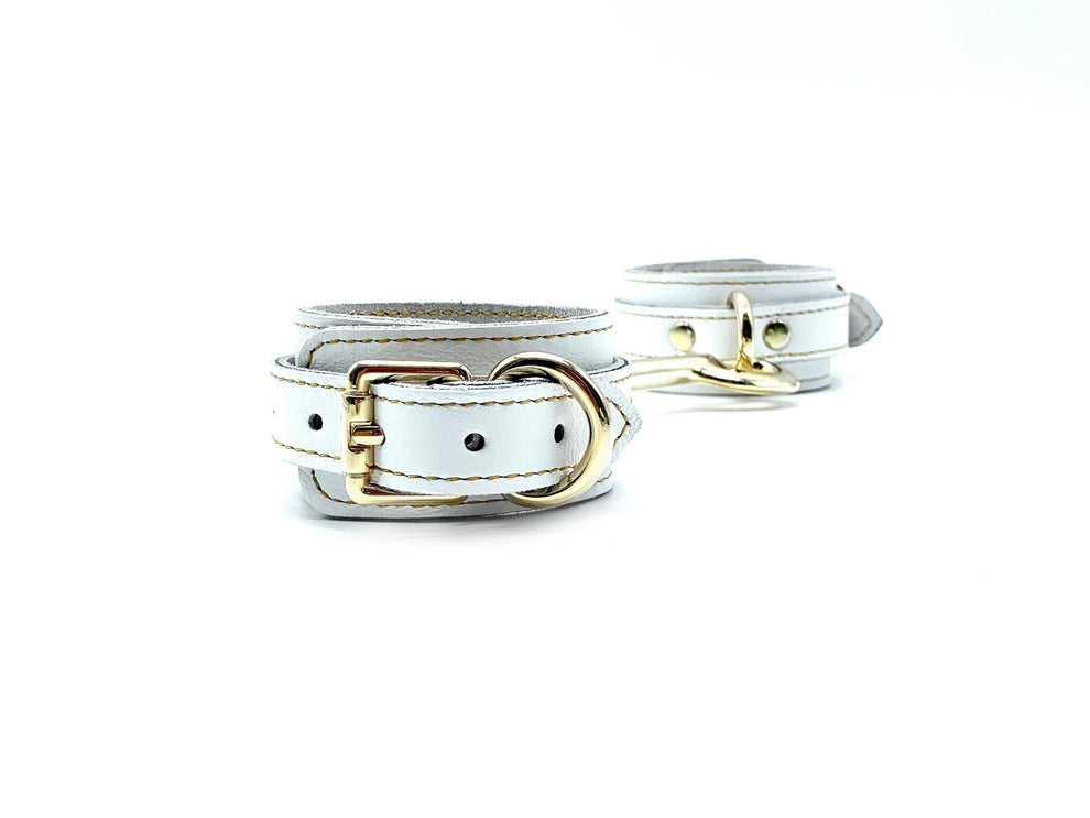LUXURY BLANC LEATHER SET